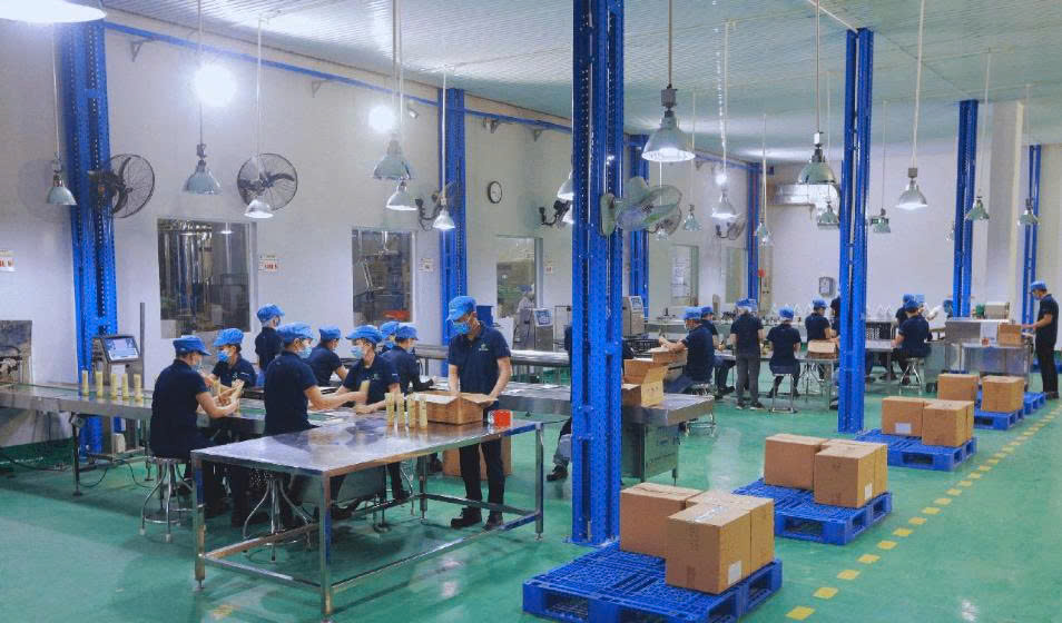 Phong Vy | Thời gian sản xuất một sản phẩm nhựa mất bao lâu? Các yếu tố doanh nghiệp cần biết Phong Vy | Thời gian sản xuất một sản phẩm nhựa mất bao lâu? Các yếu tố doanh nghiệp cần biết