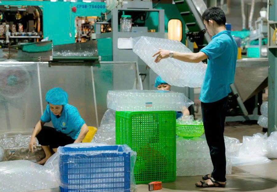 Phong Vy | Gia công ép nhựa là gì? Quy trình và ưu điểm doanh nghiệp cần biết Phong Vy | Gia công ép nhựa là gì? Quy trình và ưu điểm doanh nghiệp cần biết